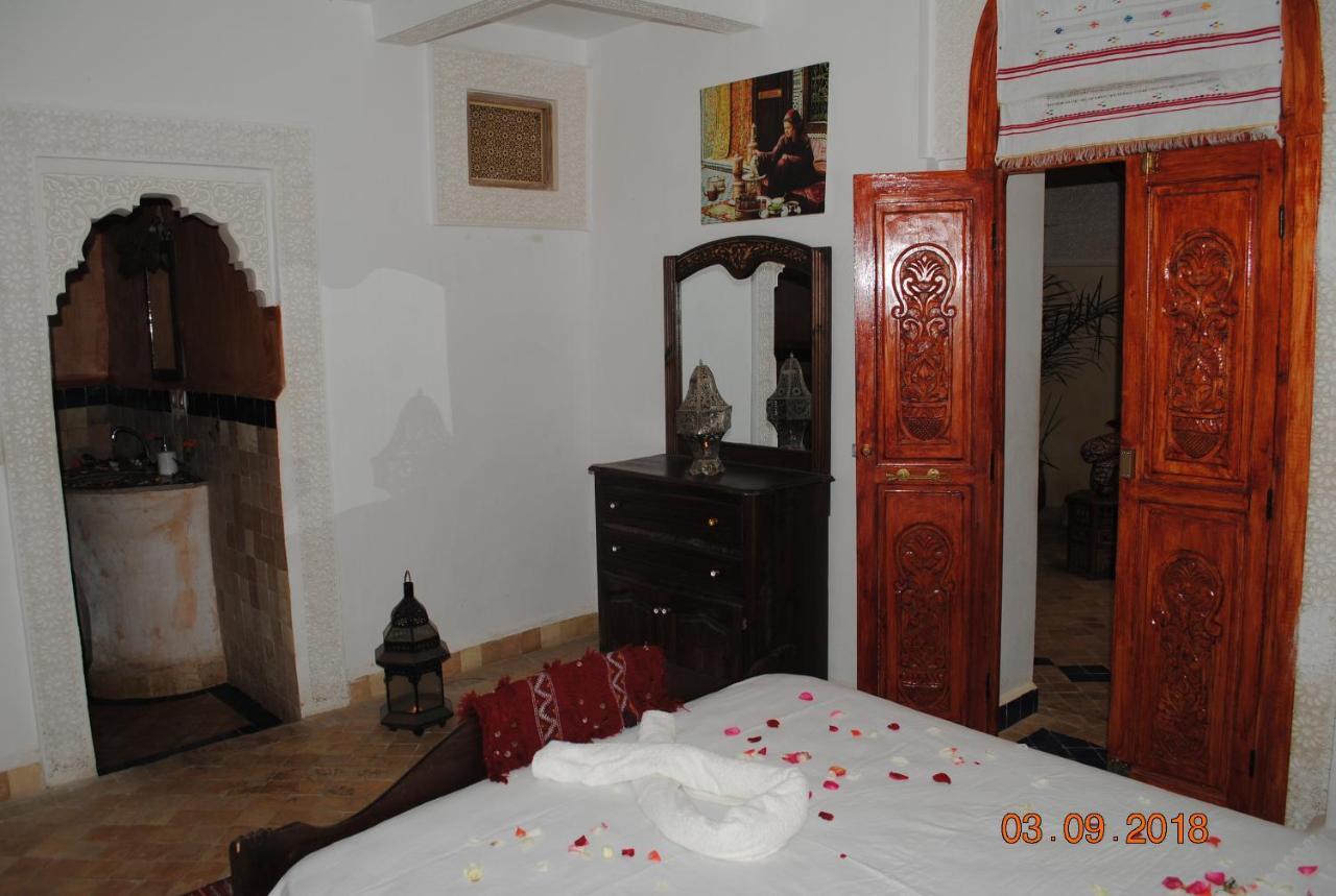 Dar Mounadim Fès Extérieur photo